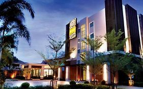 Collection O The Bangkok Cha Cha Suite